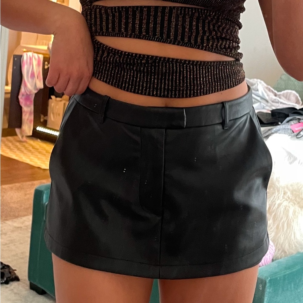 Steve Madden Black Mini Skirt
